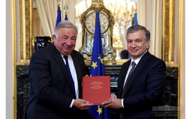 Entretien entre le Président ouzbek et le Président du Sénat français